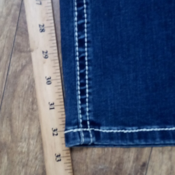 Grace in LA Women's Jeans 27 Bootcut Bejeweled Rhinestones NWT - Picture 12 of 12